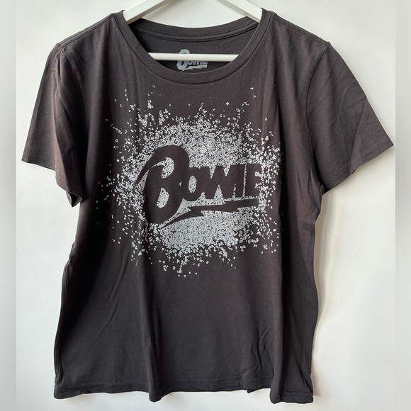 LUCKY BRAND - Bowie Sparkle Classic Short Sleeve Crew Neck Graphic Tee - Large - Picture 4 of 9